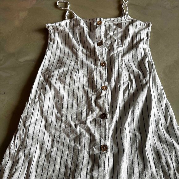 Summer dress size small - Picture 1 of 1